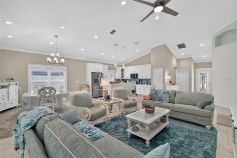 Villa ou maison à vendre à Oxford, Floride: 3 chambres, 183.2 m2 № 2210089 - photo 10