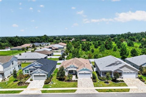 Villa ou maison à vendre à Oxford, Floride: 3 chambres, 183.2 m2 № 2210089 - photo 2
