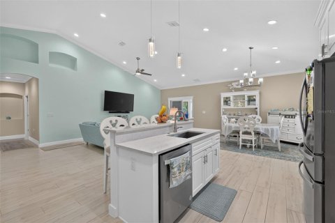 Villa ou maison à vendre à Oxford, Floride: 3 chambres, 183.2 m2 № 2210089 - photo 13