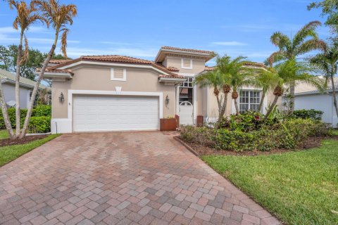 House in Vero Beach, Florida 4 bedrooms, 260.41 sq.m. № 2147363
