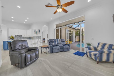 House in Vero Beach, Florida 4 bedrooms, 260.41 sq.m. № 2147363 - photo 9