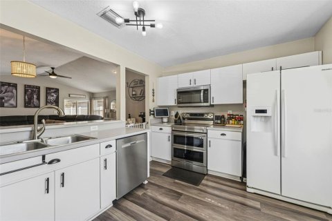 Casa en venta en Valrico, Florida, 3 dormitorios, 132.85 m2 № 1666309 - foto 9