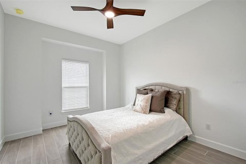 House in Palmetto, Florida 3 bedrooms, 216.93 sq.m. № 1742759 - photo 24