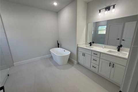 Casa en alquiler en Ocala, Florida, 4 dormitorios, 170.29 m2 № 1912100 - foto 9