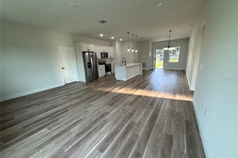 Casa en alquiler en Ocala, Florida, 4 dormitorios, 170.29 m2 № 1912100 - foto 3