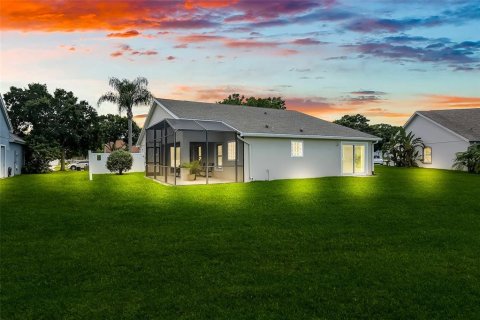 House in Winter Garden, Florida 3 bedrooms, 132.94 sq.m. № 1849873 - photo 2