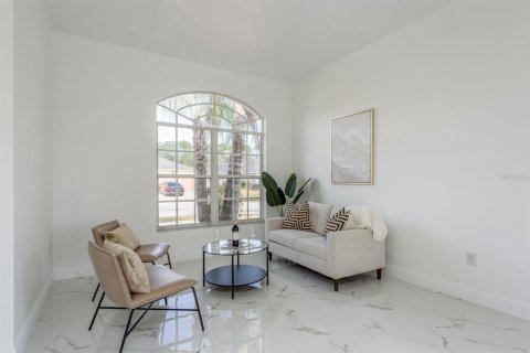 House in Wesley Chapel, Florida 4 bedrooms, 235.41 sq.m. № 2095841 - photo 5