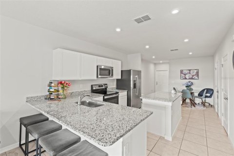 Townhouse in Holiday, Florida 3 bedrooms, 133.78 sq.m. № 1590189 - photo 8
