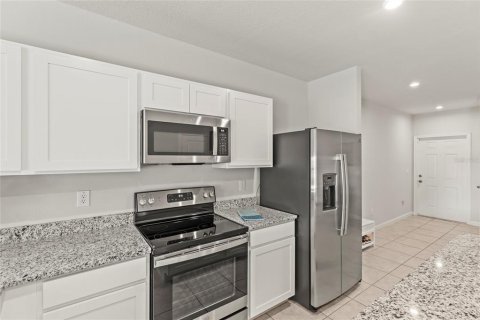 Townhouse in Holiday, Florida 3 bedrooms, 133.78 sq.m. № 1590189 - photo 9