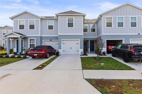 Townhouse in Holiday, Florida 3 bedrooms, 133.78 sq.m. № 1590189 - photo 1