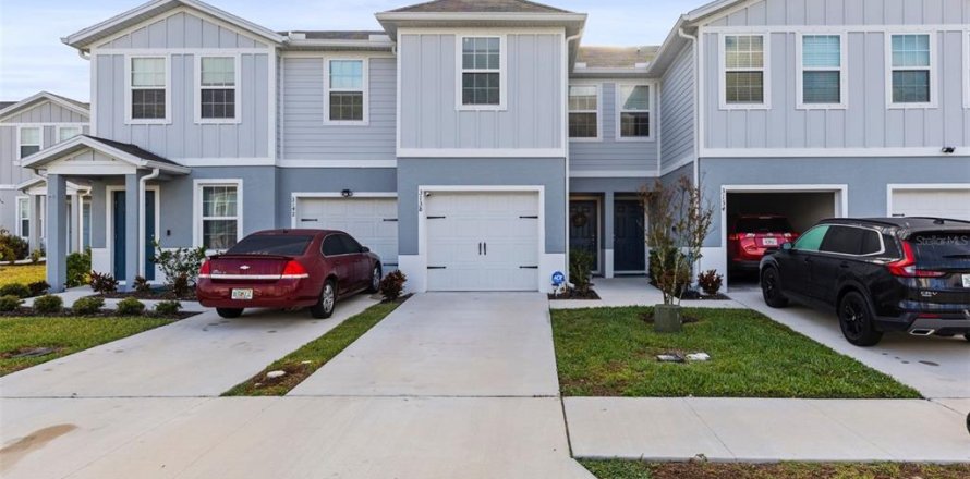 Townhouse in Holiday, Florida 3 bedrooms, 133.78 sq.m. № 1590189