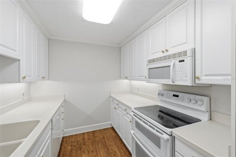 Copropriété à louer à Tampa, Floride: 2 chambres, 95.88 m2 № 2321347 - photo 12