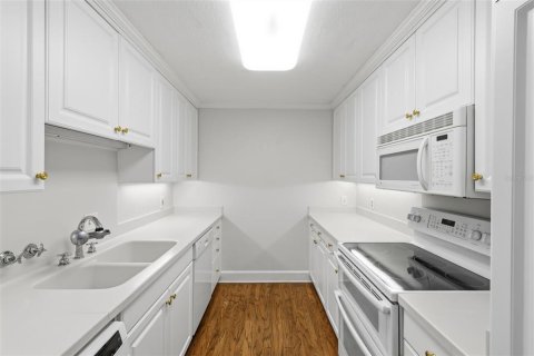 Copropriété à louer à Tampa, Floride: 2 chambres, 95.88 m2 № 2321347 - photo 10