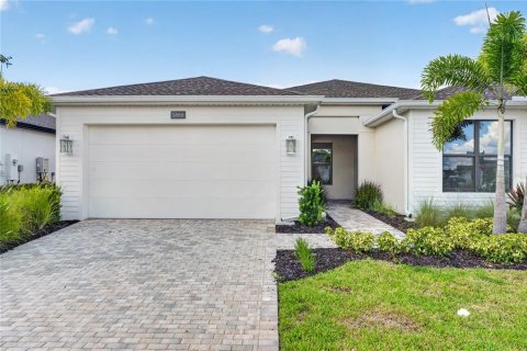 House in Apollo Beach, Florida 3 bedrooms, 148.83 sq.m. № 2379091