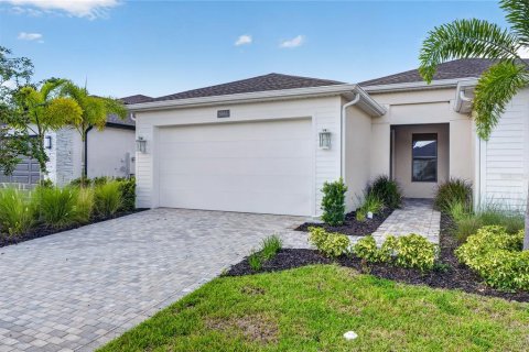 House in Apollo Beach, Florida 3 bedrooms, 148.83 sq.m. № 2379091 - photo 2