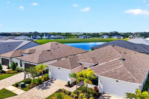 House in Apollo Beach, Florida 3 bedrooms, 148.83 sq.m. № 2379091 - photo 30