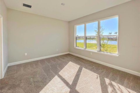House in Sarasota, Florida 3 bedrooms, 166.3 sq.m. № 2396032 - photo 9