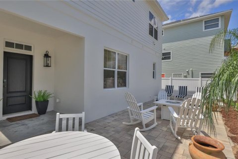 Villa ou maison à vendre à New Smyrna Beach, Floride: 4 chambres, 262.17 m2 № 2329391 - photo 26