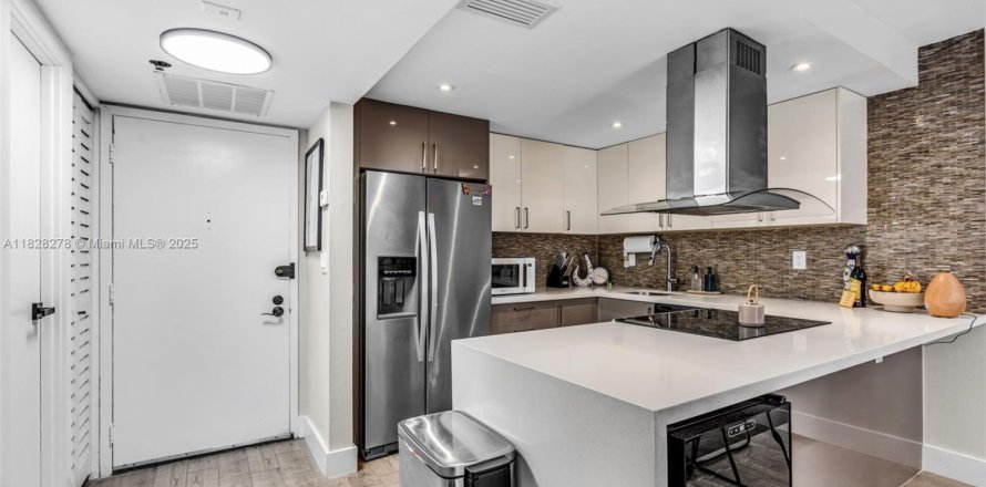 Condo in Aventura, Florida, 1 bedroom  № 1799394