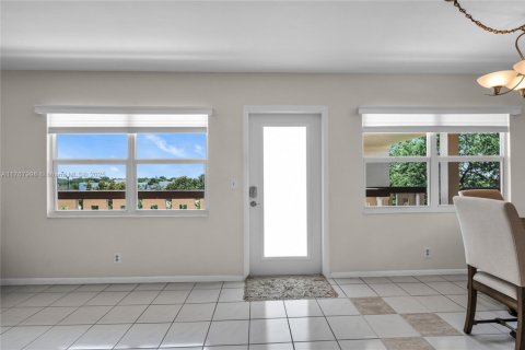 Condo in Deerfield Beach, Florida, 2 bedrooms  № 1716415 - photo 21