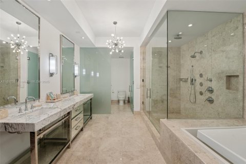 Copropriété à vendre à Bal Harbour, Floride: 2 chambres, 143.16 m2 № 2035391 - photo 16