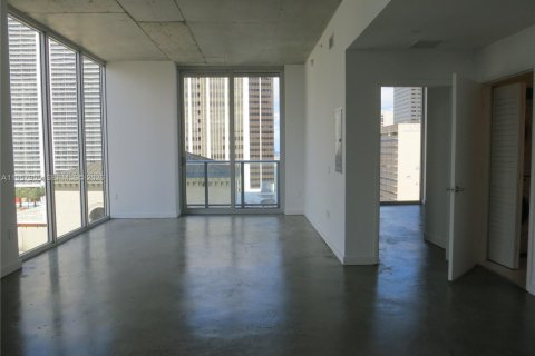 Condo in Miami, Florida, 2 bedrooms  № 2052899 - photo 19
