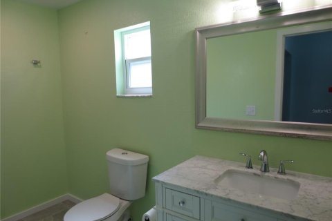 Villa ou maison à louer à Palm Harbor, Floride: 2 chambres, 117.34 m2 № 1868878 - photo 20