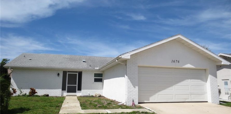 Villa ou maison à Palm Harbor, Floride 2 chambres, 117.34 m2 № 1868878