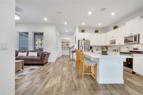 Villa ou maison à louer à Kissimmee, Floride: 3 chambres, 210.52 m2 № 1813340 - photo 7