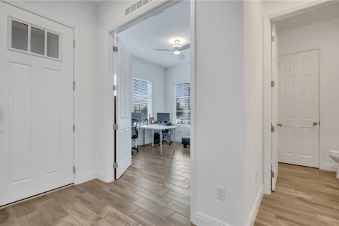 Villa ou maison à louer à Kissimmee, Floride: 3 chambres, 210.52 m2 № 1813340 - photo 4