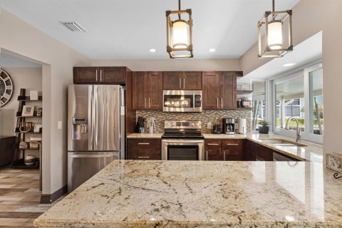 Casa en venta en Pompano Beach, Florida, 4 dormitorios, 177.63 m2 № 2190299 - foto 9