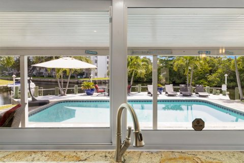 Casa en venta en Pompano Beach, Florida, 4 dormitorios, 177.63 m2 № 2190299 - foto 8