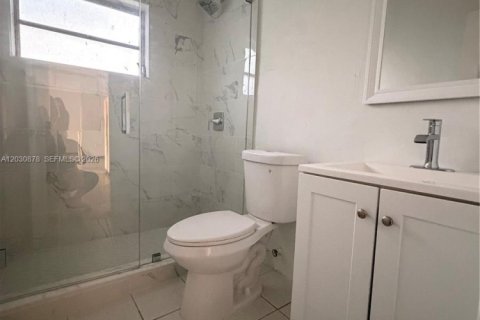 Apartment in Miami, Florida 2 bedrooms, 70.88 sq.m. № 2087243 - photo 15
