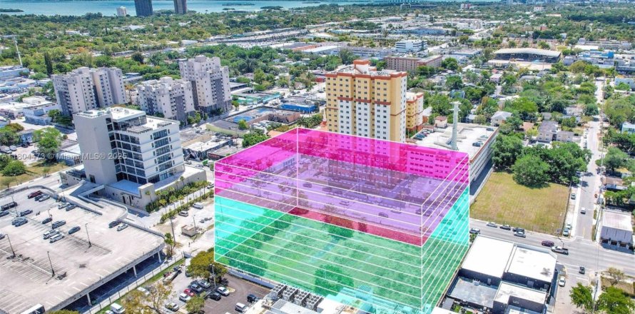 Immobilier commercial à Miami, Floride № 1959467