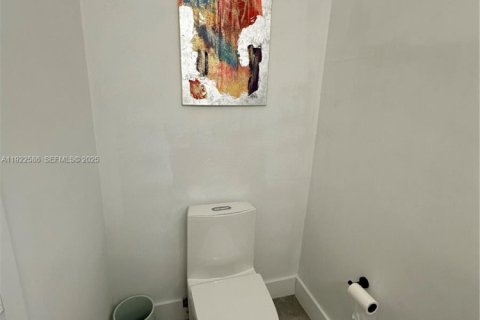 Townhouse in Miramar, Florida 3 bedrooms, 185.8 sq.m. № 1976478 - photo 10