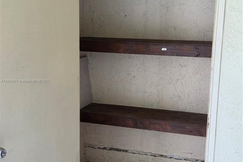 Villa ou maison à louer à Weston, Floride: 2 chambres, 90.67 m2 № 1946814 - photo 22