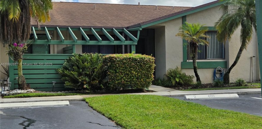 Villa ou maison à Weston, Floride 2 chambres, 90.67 m2 № 1946814