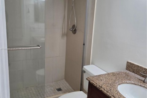 Villa ou maison à louer à Weston, Floride: 2 chambres, 90.67 m2 № 1946814 - photo 20