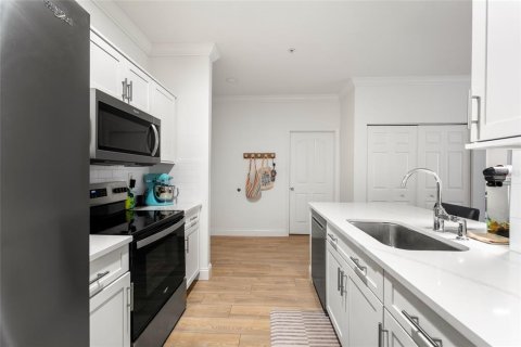 Copropriété à louer à Tampa, Floride: 2 chambres, 97.92 m2 № 2385919 - photo 4