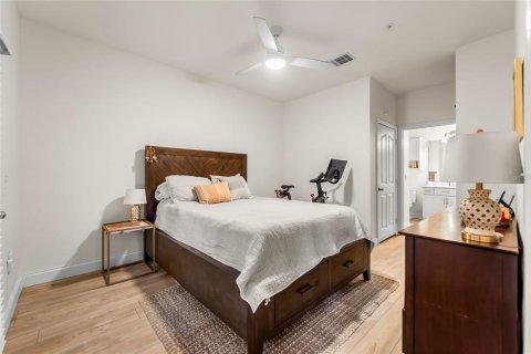 Copropriété à louer à Tampa, Floride: 2 chambres, 97.92 m2 № 2385919 - photo 7