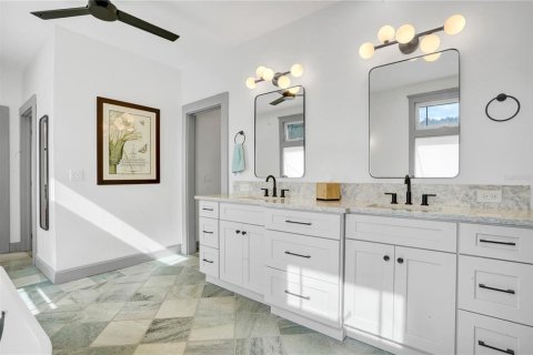 Casa en venta en Saint Petersburg, Florida, 2 dormitorios, 199.28 m2 № 1350361 - foto 29