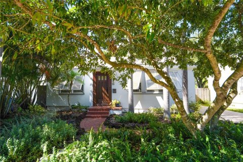 Casa en venta en Saint Petersburg, Florida, 2 dormitorios, 199.28 m2 № 1350361 - foto 4