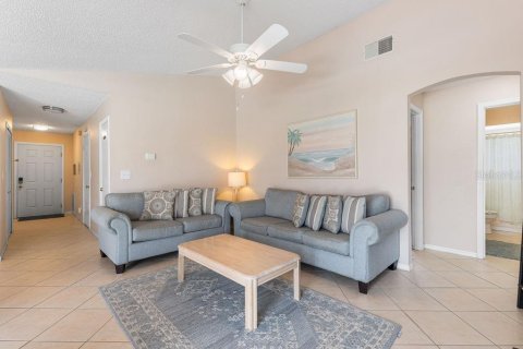 Casa en venta en Kissimmee, Florida, 4 dormitorios, 164.44 m2 № 1916396 - foto 16