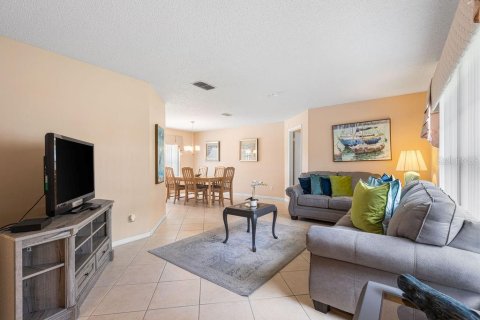 Casa en venta en Kissimmee, Florida, 4 dormitorios, 164.44 m2 № 1916396 - foto 24
