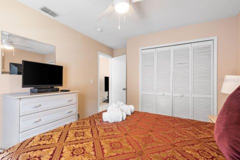 Casa en venta en Kissimmee, Florida, 4 dormitorios, 164.44 m2 № 1916396 - foto 9
