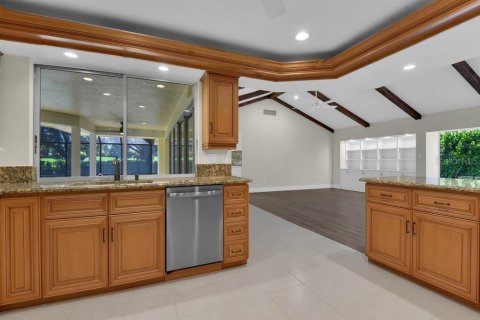 Купить виллу или дом в Нейплс, Флорида 8 комнат, 241.64м2, № 1398594 - фото 11