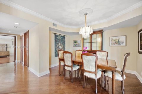 Condo in Aventura, Florida, 3 bedrooms  № 2005978 - photo 20