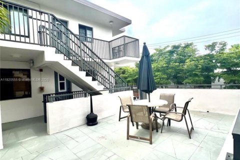 Condominio en venta en Miami, Florida, 2 dormitorios, 64.29 m2 № 2013295 - foto 11