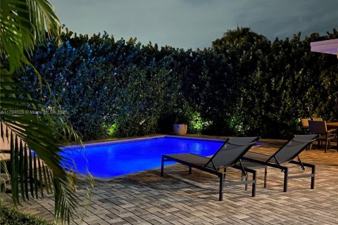 House in Fort Lauderdale, Florida 2 bedrooms, 92.16 sq.m. № 1696414 - photo 23