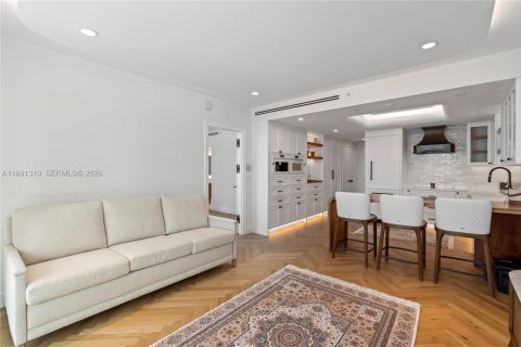 Condo in Miami, Florida, 1 bedroom  № 2053038 - photo 6